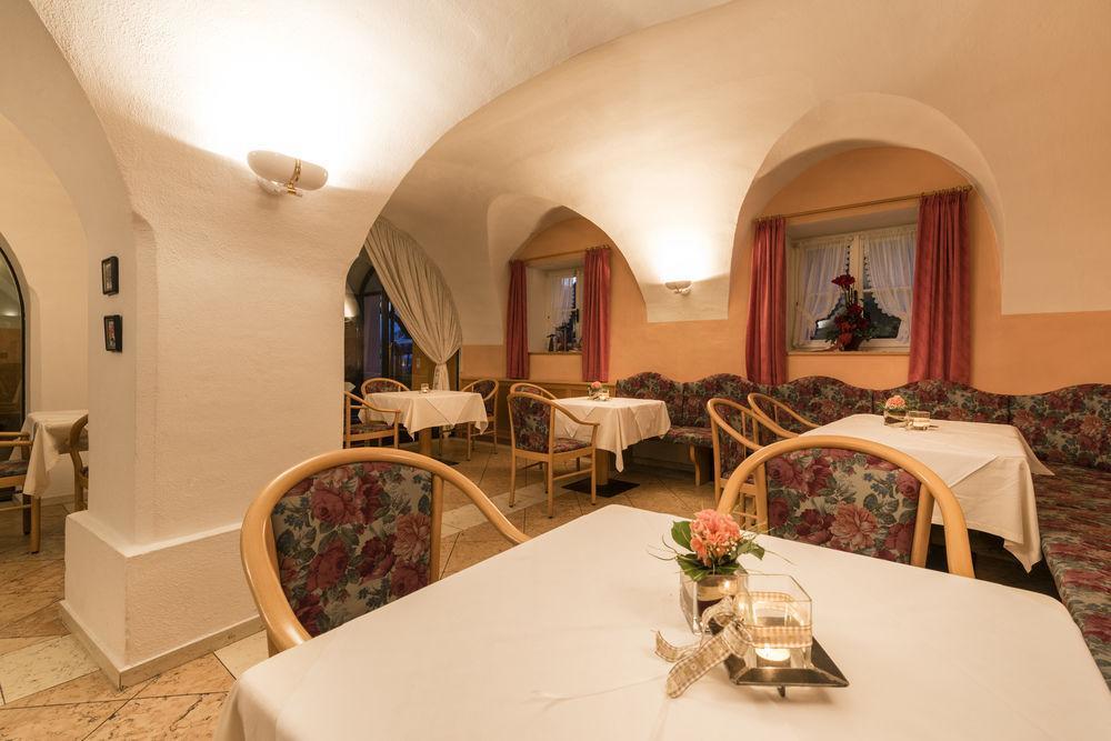 Lener Wirtshaus & Hotel Campo di Trens Exterior foto